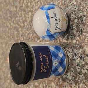 NWT BBW💙BATH TIME💙Light your Gingham scented candle~use Bath Fizzy bomb pamper